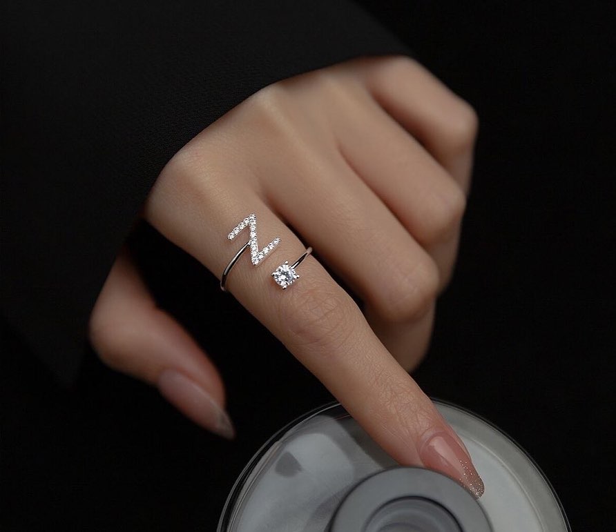 initial adjustable size open rings.
