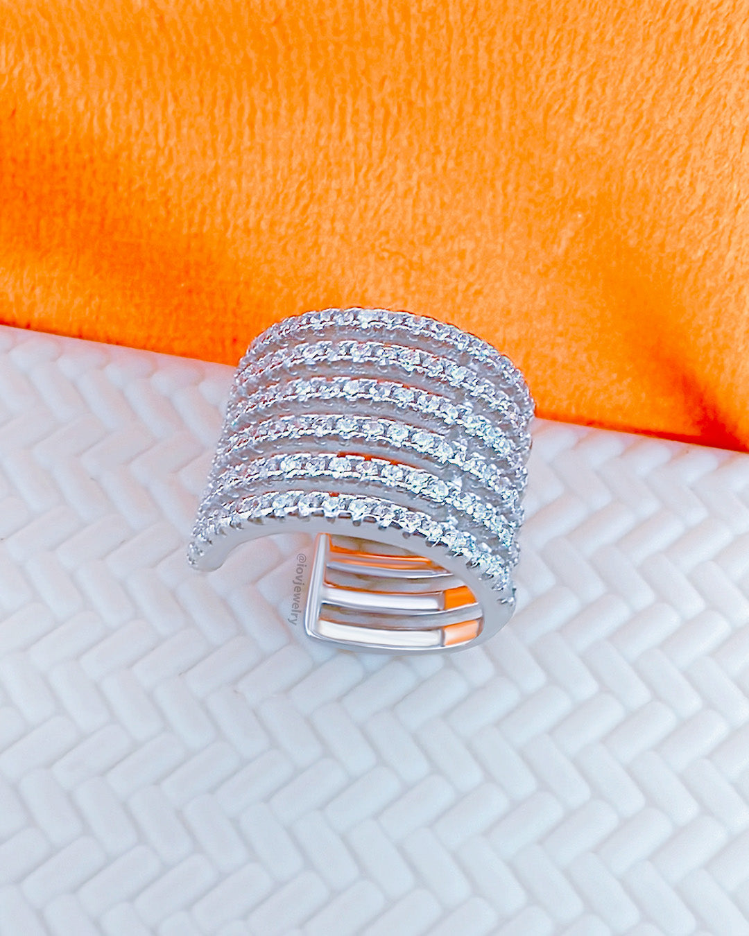 multilines CZ earcuff.