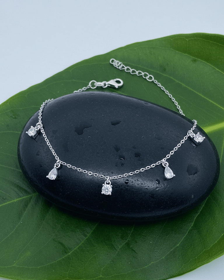 round and pear shape dangling anklet.