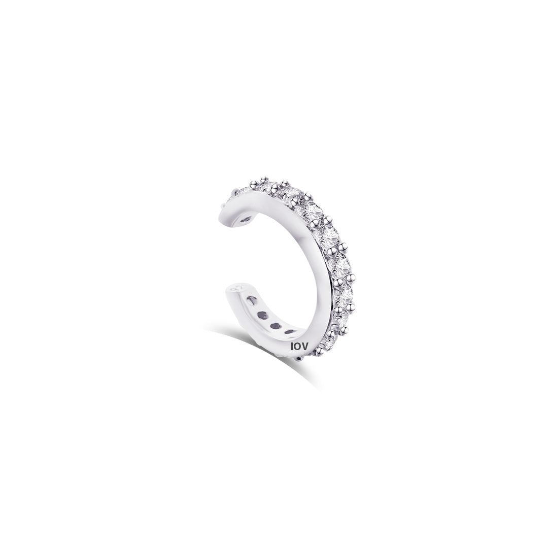 all round single line stones earcuff.