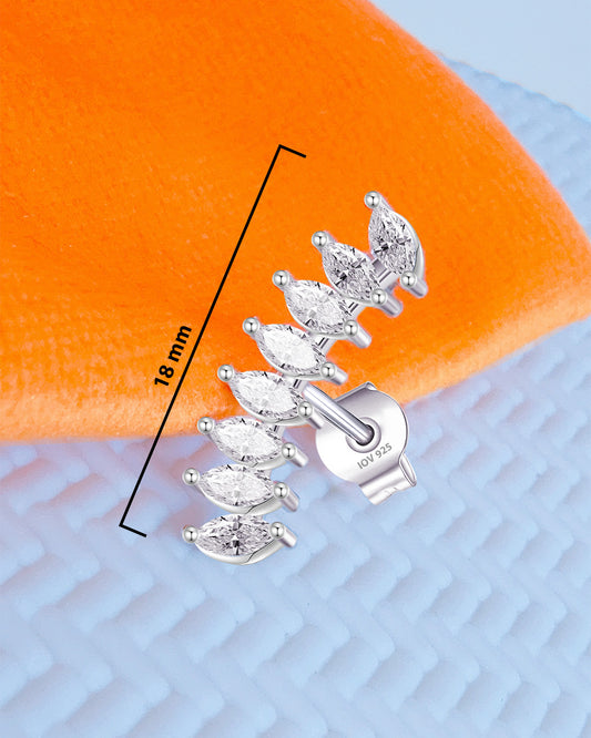 Cuved style marquise stones stud earring.