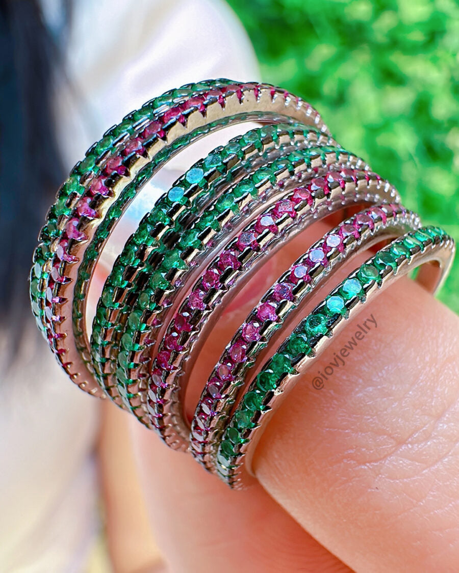 all round green and fuchsia thin band.
