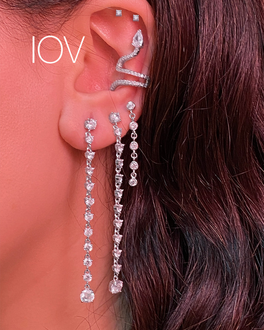 snake shape earcuff.