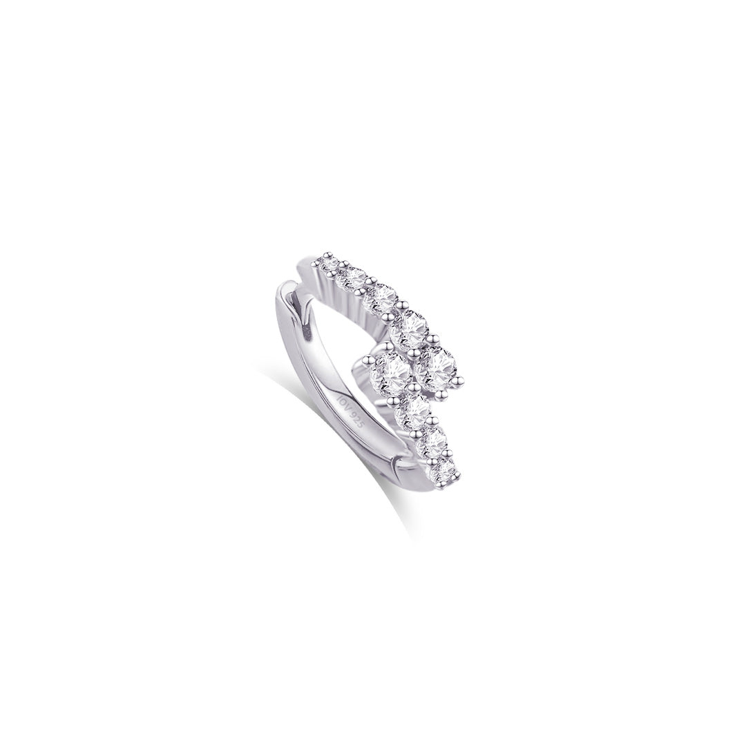 uneven one line huggie hoop earring.