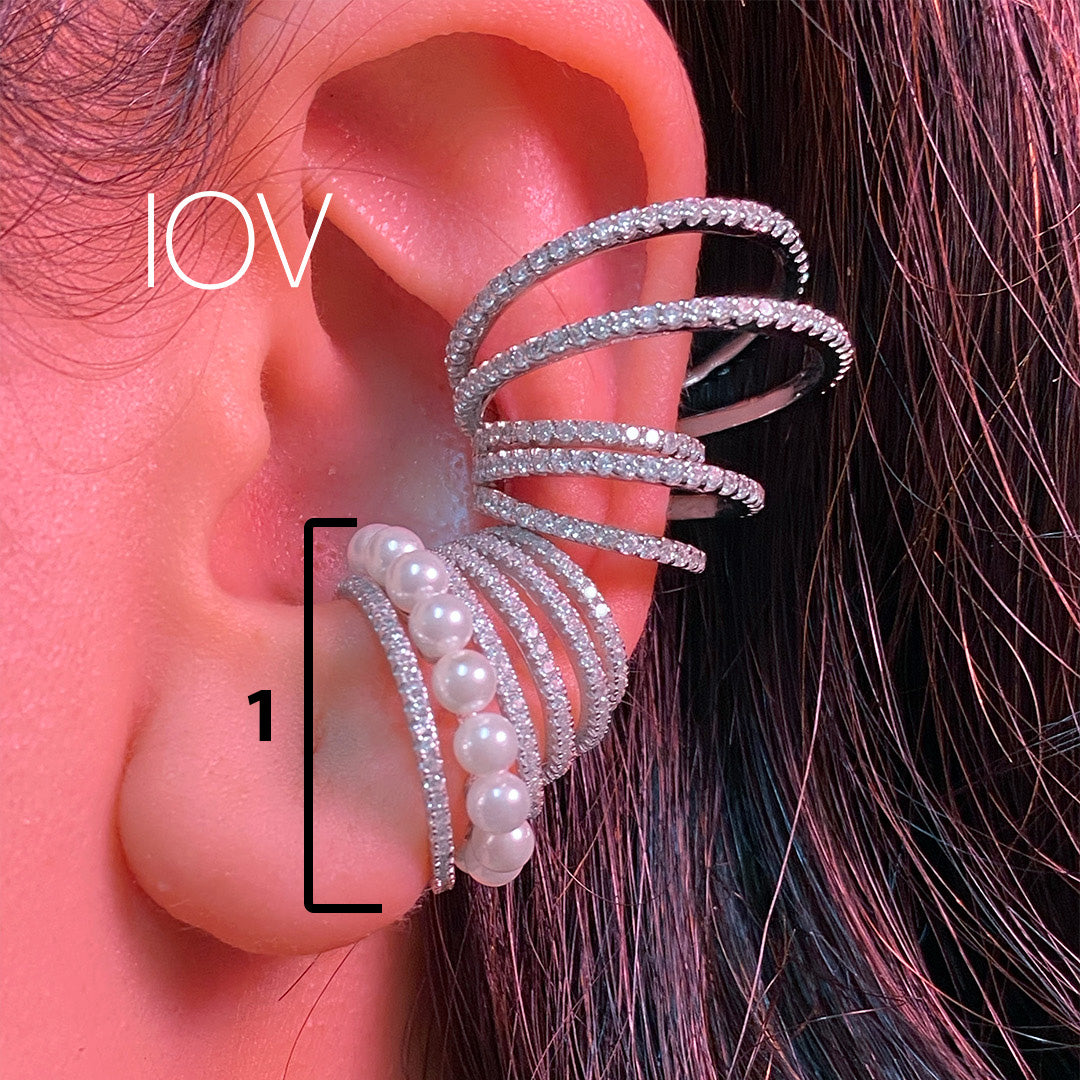 multi-lines hoop earcuffs.