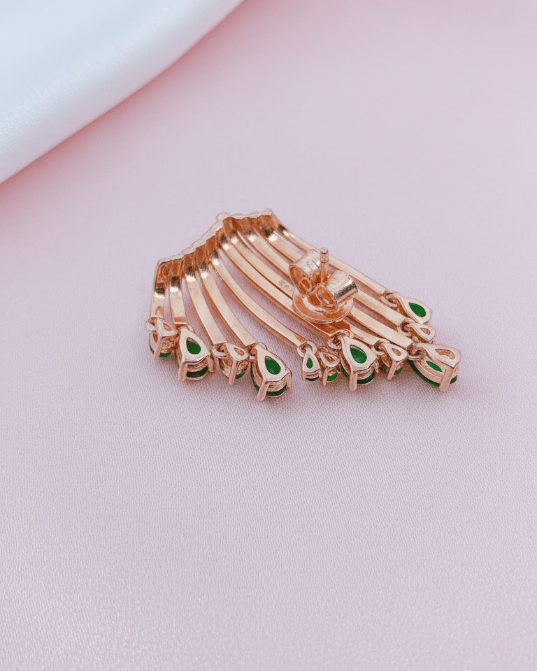 luxury emerald earrings plated with rosegold.
