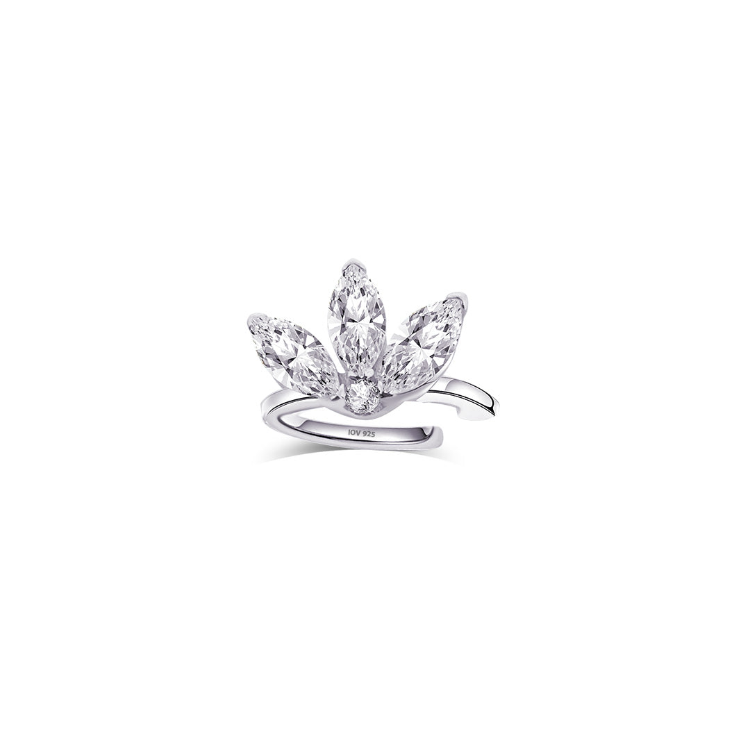 Three marquise stones earcuff.