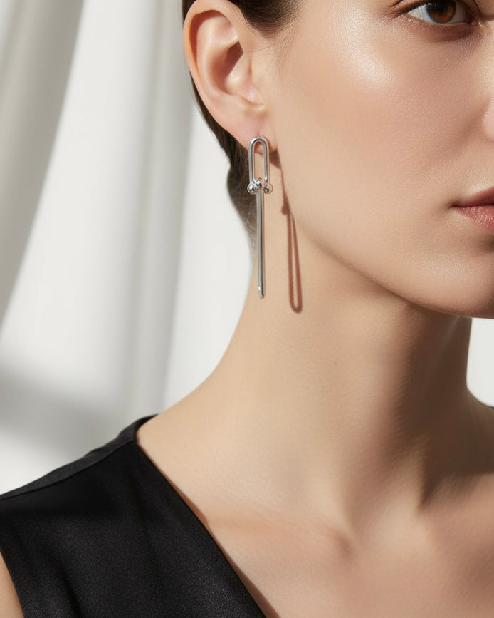 long plain two links earring.