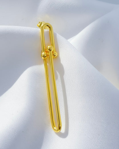long plain two links earring.