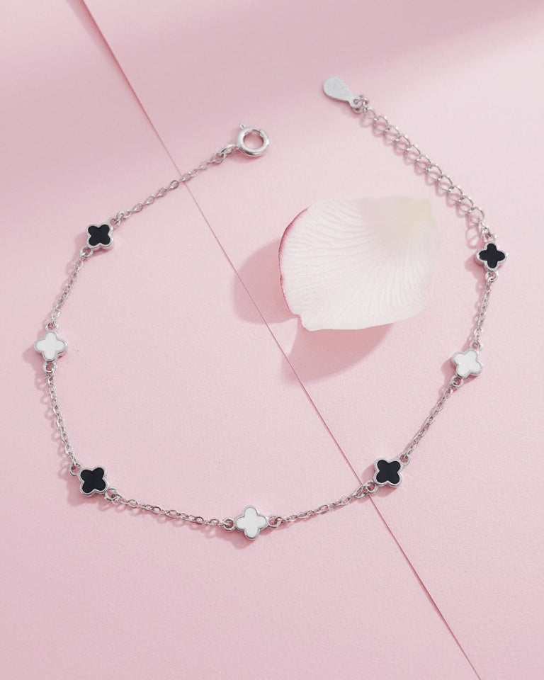 delicate four clover back and front enamel shape bracelet.