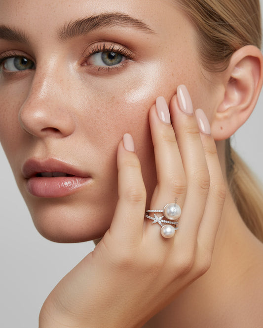 two lines pearl and star ring.