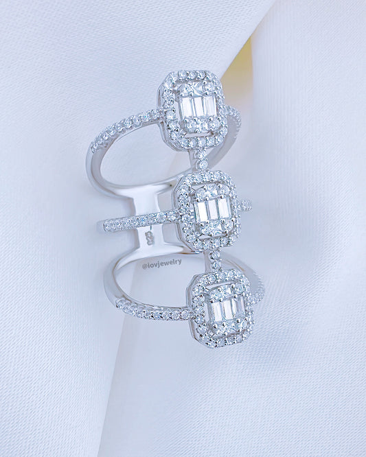 three rows rectangular baguette style ring.