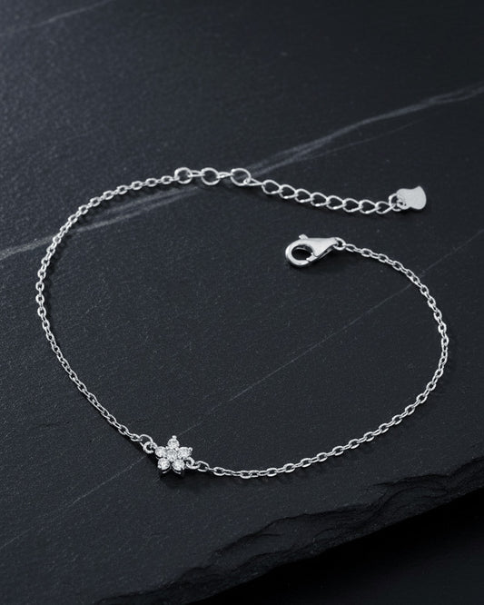 5 mm. cluster flower shape bracelet.