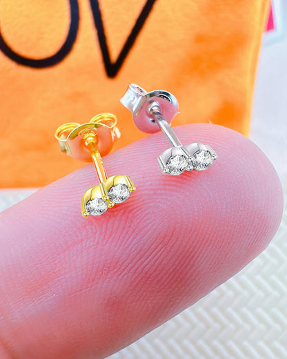 two round CZ stones stud earring.