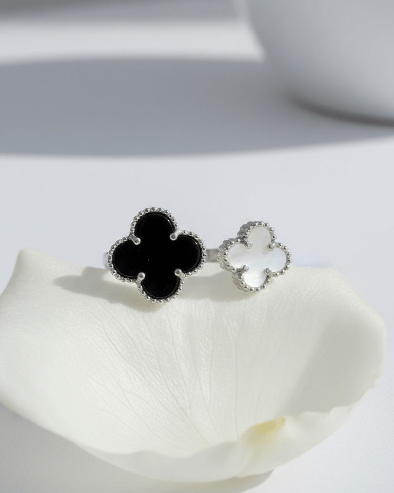 four clover open rings.