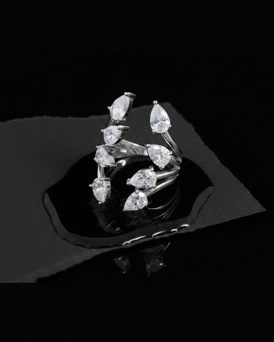 pear shape stones adjustable size open fashion ring.