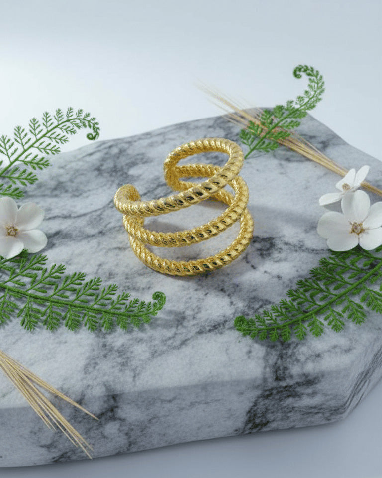 three twisted lines earcuff.