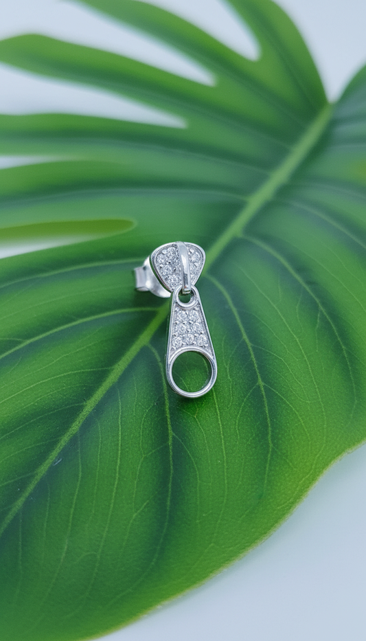 CZ Zip shape stud earring.