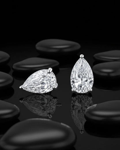14 mm pear shape stud earring.
