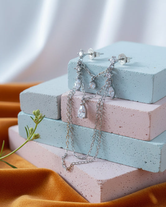 double stud dangling chains earring.