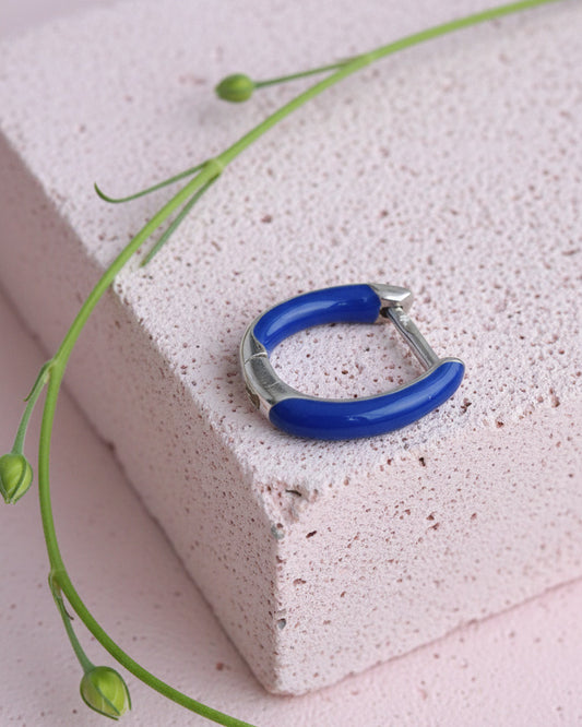 enamel rectangular shape hoops.