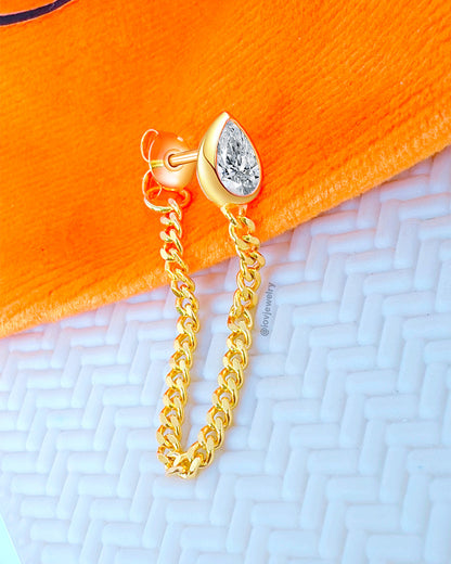 CZ pear shape in a bezel setting with back and front curb chain.