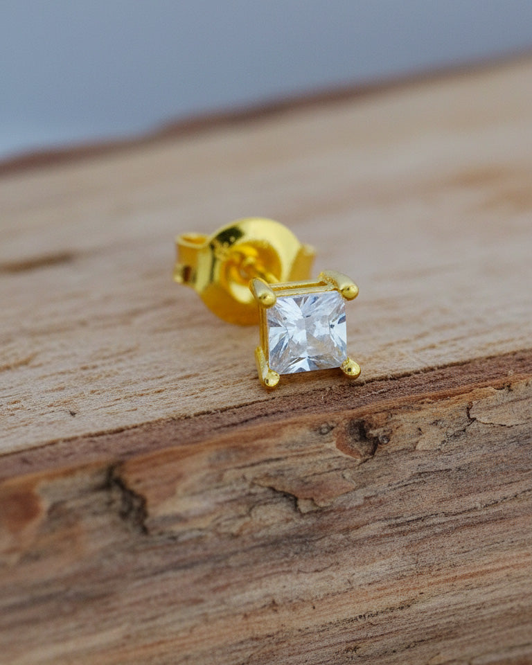 CZ princess cut stud earring.