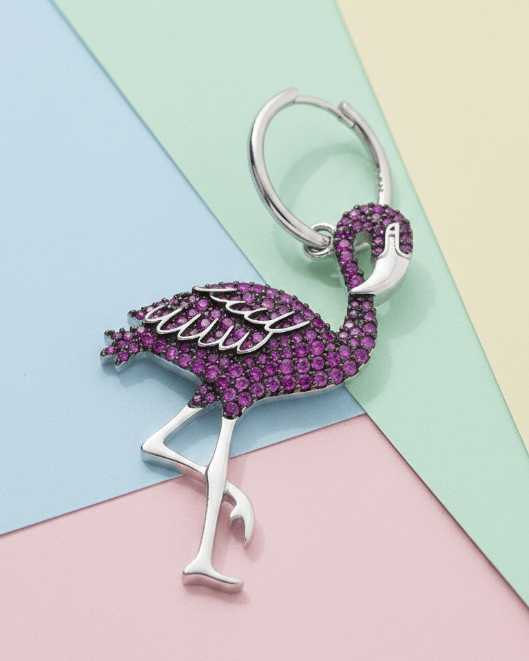 Pink Swan shape earring.
