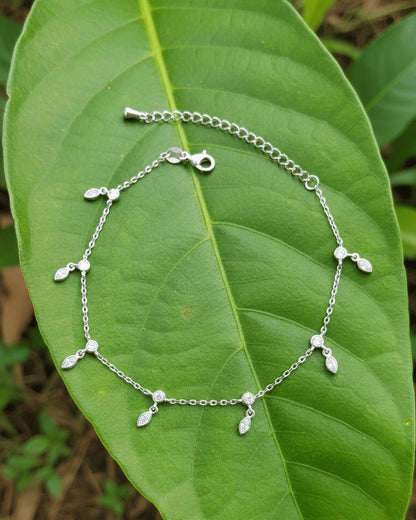 marquise and round CZ in bezel setting anklet.