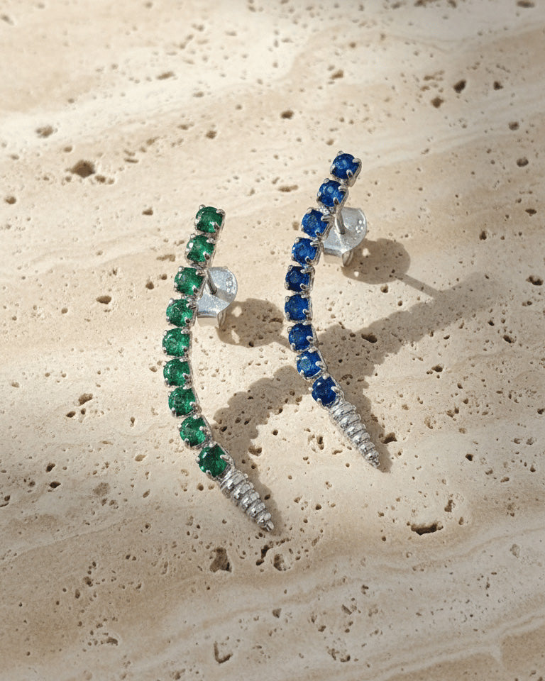one line emerald and sapphire color stud earring.