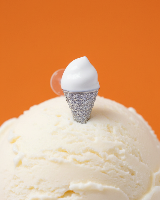 Ice cream cone shape stud earring with silicon stud.