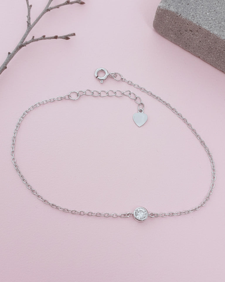 5mm round CZ in bezel setting bracelet.