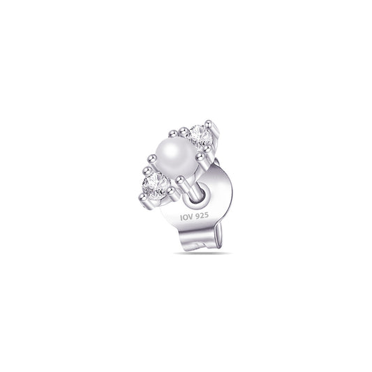 one pearl and two round CZ stones stud earring.